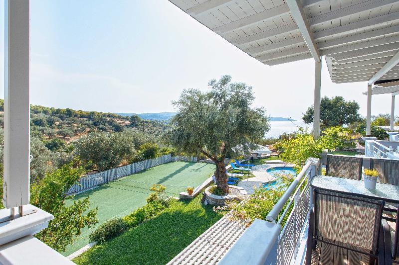 Sunny Place Resort Kranidi Exterior foto